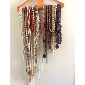 Over 6‎ Lbs Vintage Costume Necklaces Beaded Statement Multi Color Lot SN101